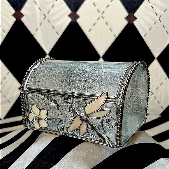 Tempered Glass Box with Floral & Dragonfly Design – Silver Accents - Picture 3 of 10